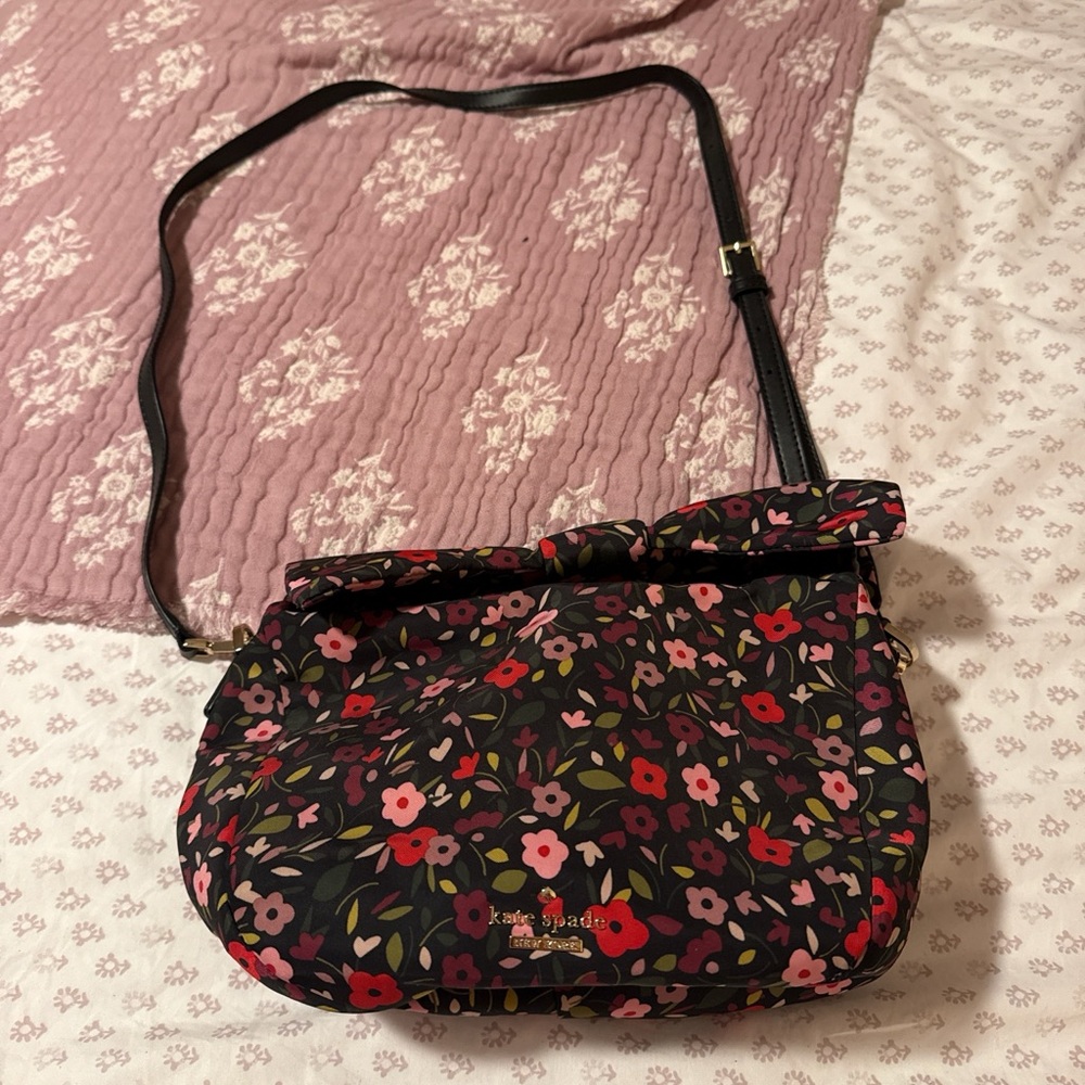 kate spade Floral Crossbody Bag in Black with Red & Pink Flowers